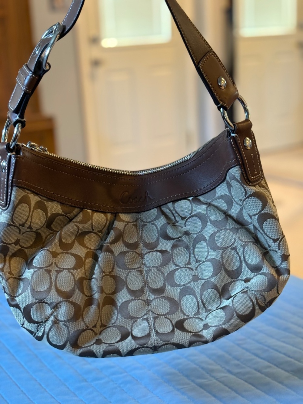 Authentic Coach Soho Hobo Bag - Picture 5 of 9
